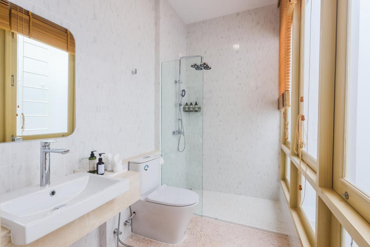 The Elements Boutique House Hotel Phuket ภายนอก รูปภาพ
