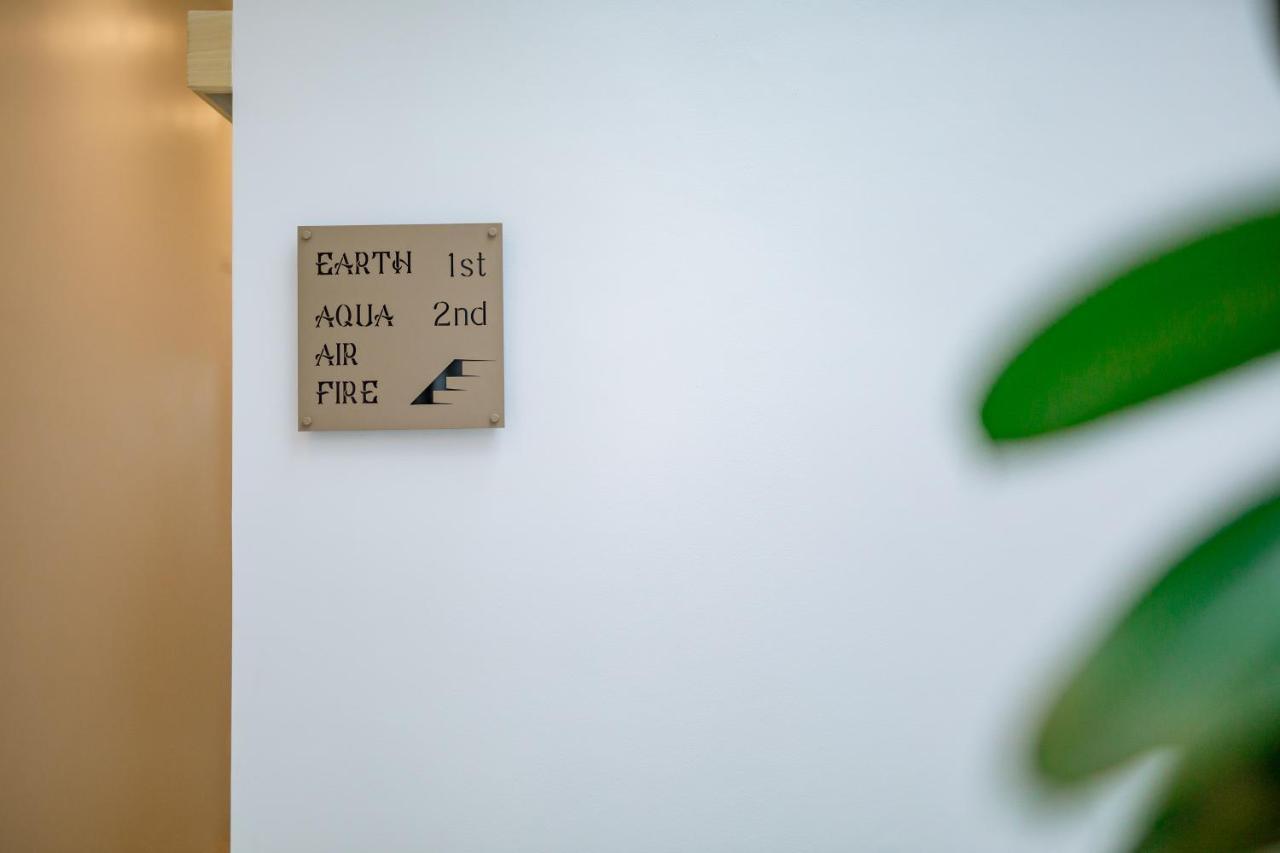 The Elements Boutique House Hotel Phuket ภายนอก รูปภาพ