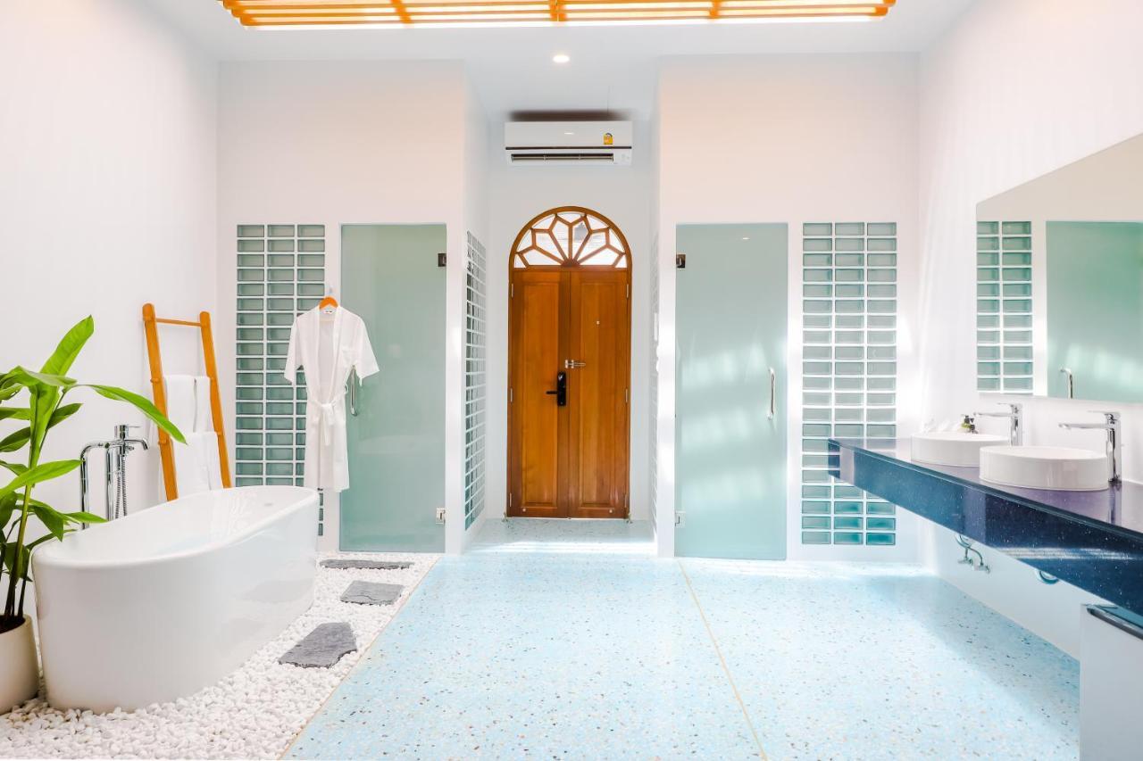 The Elements Boutique House Hotel Phuket ภายนอก รูปภาพ