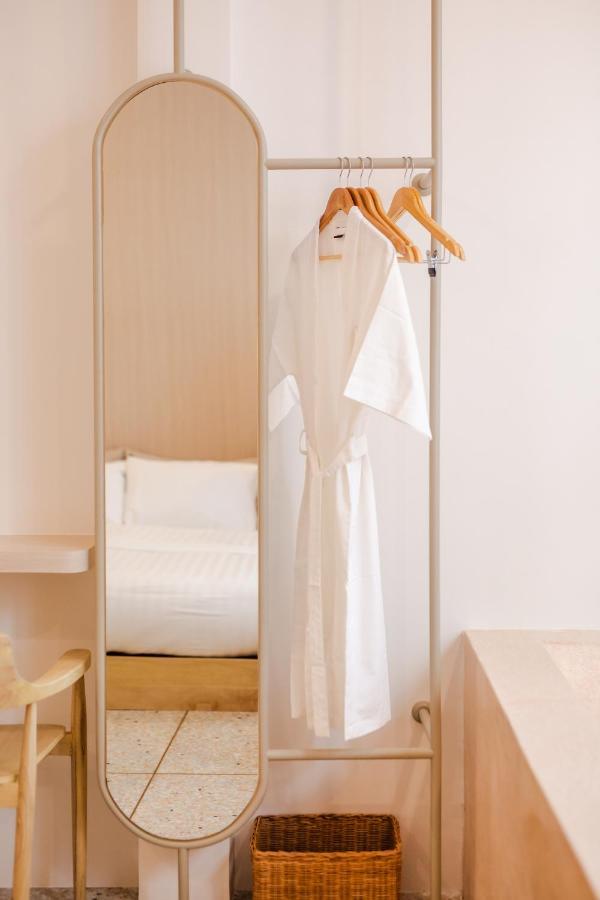 The Elements Boutique House Hotel Phuket ภายนอก รูปภาพ
